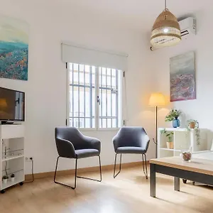 Los Remedios Apartment Seville
